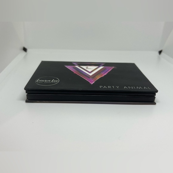Laura Lee Party Animal Eyeshadow Palette & Wet n Wild Angled & Smoky Liner Brush - Picture 8 of 10